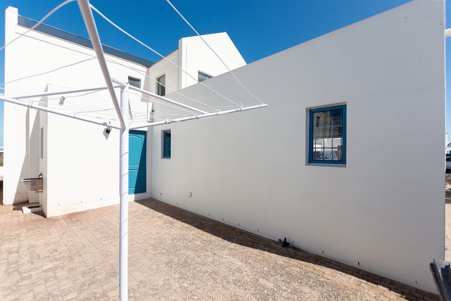 4 Bedroom Property for Sale in Blue Lagoon Western Cape